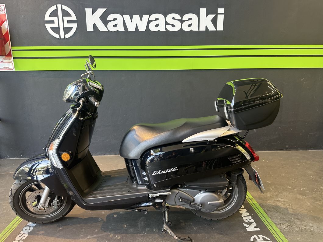 Like 125 usado 2024 con 15000 km 1M int 53990 (1) [M3854]