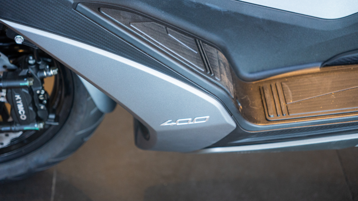 kymco_xciting_400_2024_id3280_21.jpg