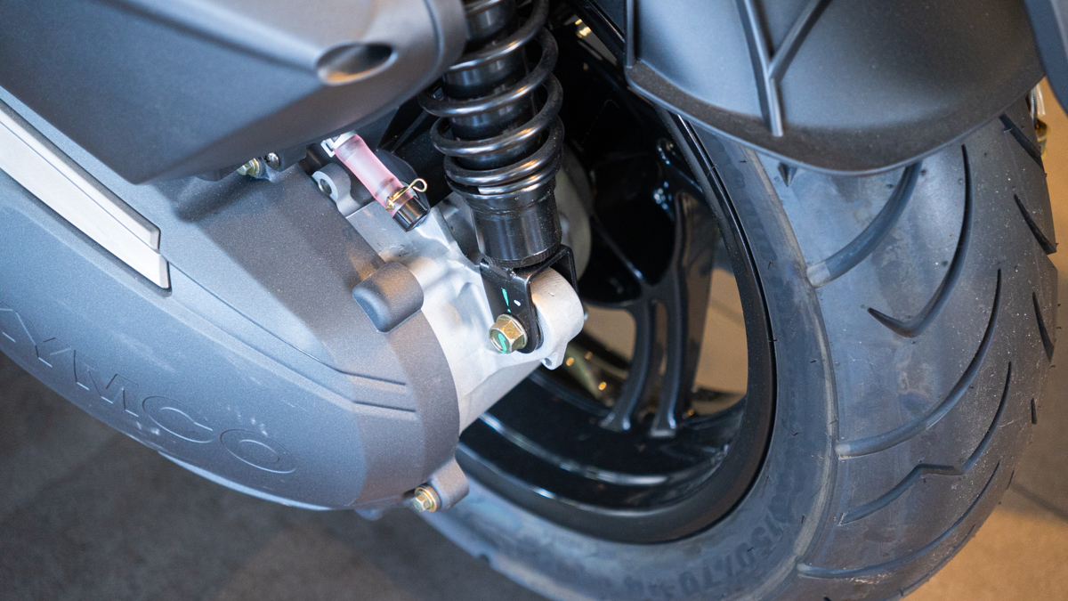 kymco_xciting_400_2024_id3280_24.jpg
