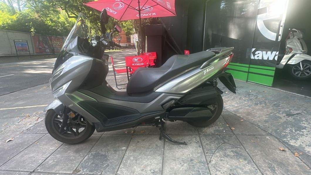 X Town 250 usado 2022 con 10500 km 1M (1) [M3978]